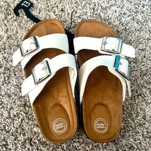 Girls white sandals